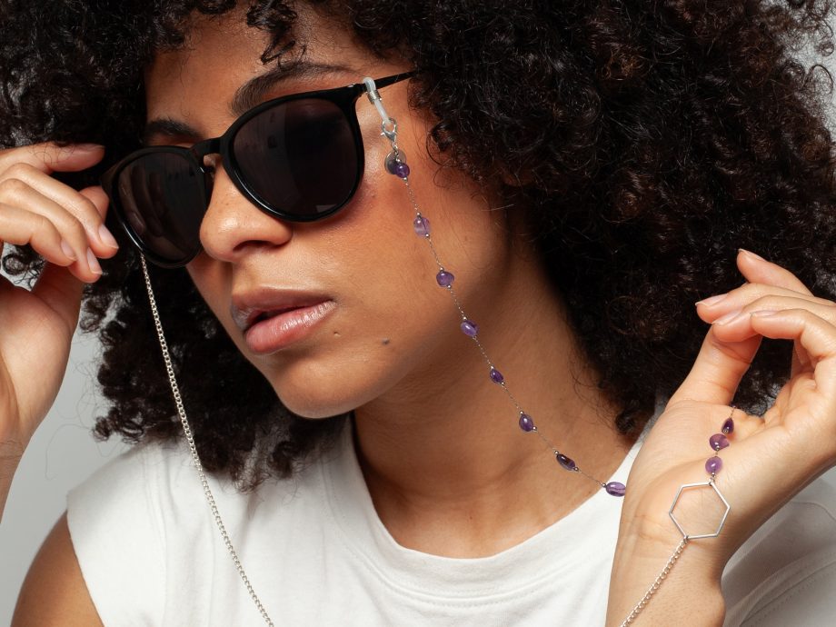 Nicla - Amethyst & Silver Dainty acrylic glasses chain
