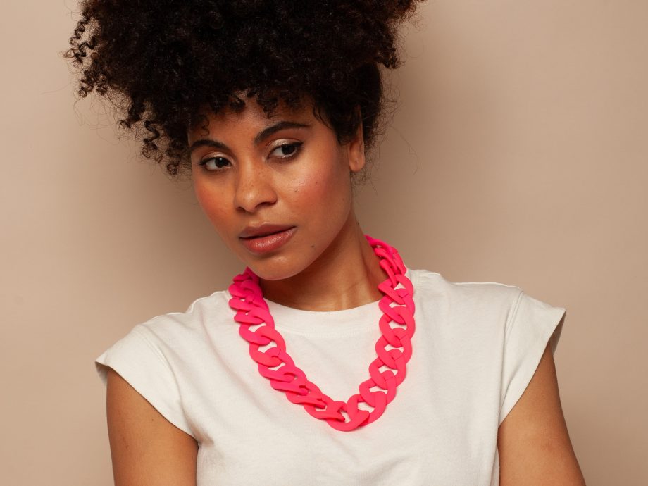 Statement Necklace - chunky matte Neon Pink chain links