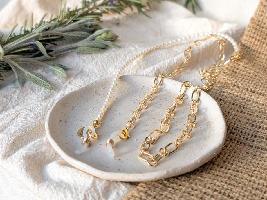 Gemma - Freshwater Pearl Glasses Chain